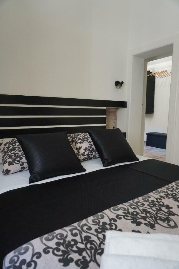 Bottai Apartment Syracuse Exterior photo